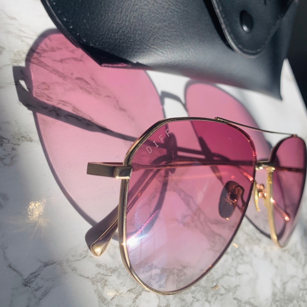 Diff Eyewear Dash Gold/Rose Gradient Sunglasses - image 7
